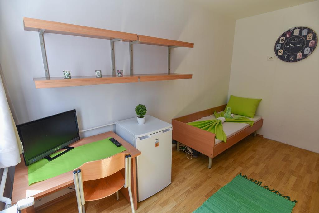 Hostel Studentski Centar Mostar Luaran gambar